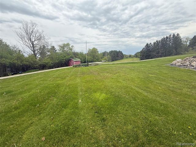 7149-7163 Burpee Road, Grand Blanc, MI 48439