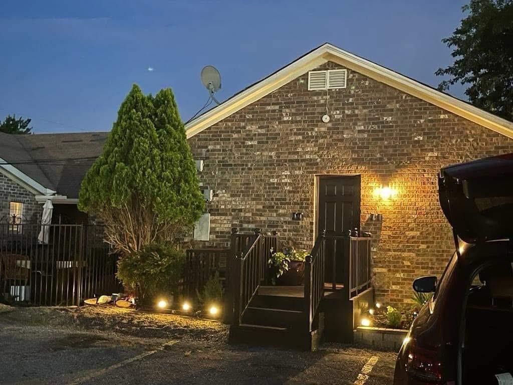 2340 Chandler Drive, Fort Worth, TX 76111