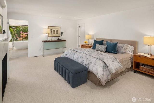 13403 NE 33rd Lane, Bellevue, WA 98005