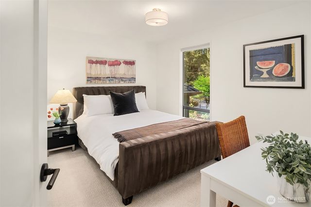 13403 NE 33rd Lane, Bellevue, WA 98005