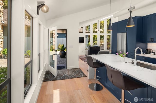 13403 NE 33rd Lane, Bellevue, WA 98005