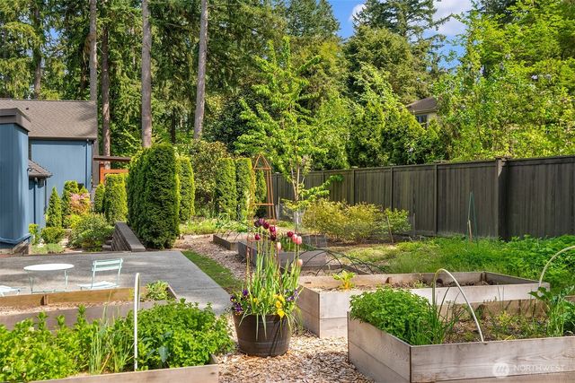 13403 NE 33rd Lane, Bellevue, WA 98005