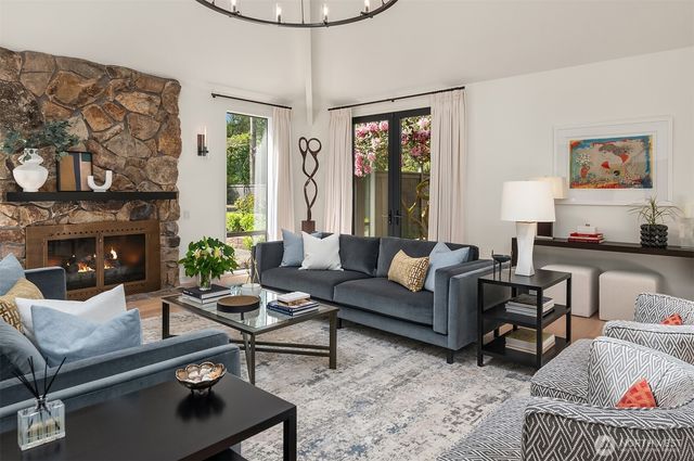 13403 NE 33rd Lane, Bellevue, WA 98005