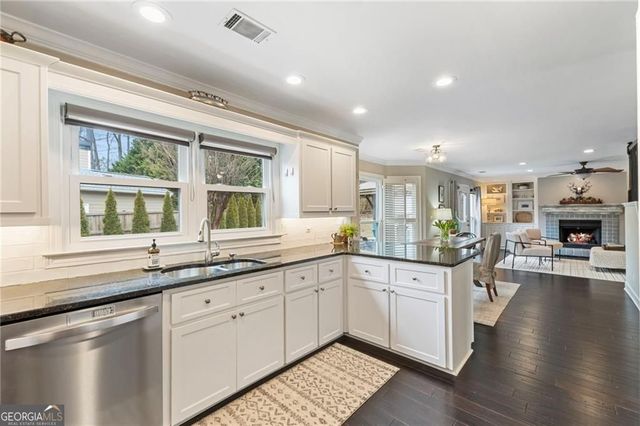 330 Devon Court, Alpharetta, GA 30004