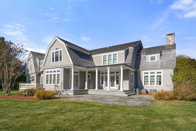 50 Oxbow Rd, Needham, MA 02492