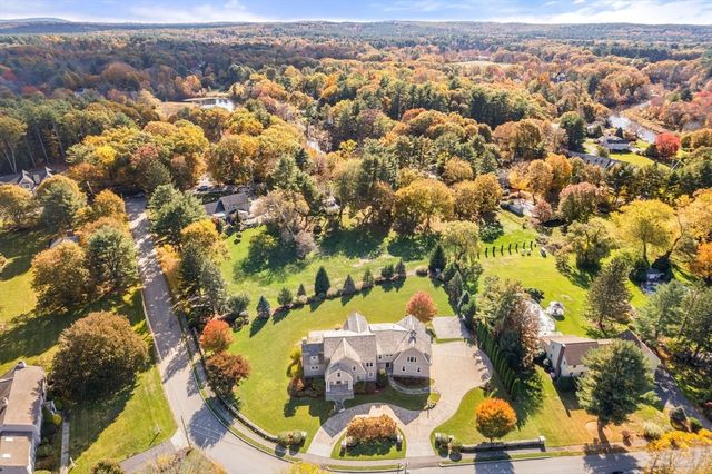 50 Oxbow Rd, Needham, MA 02492