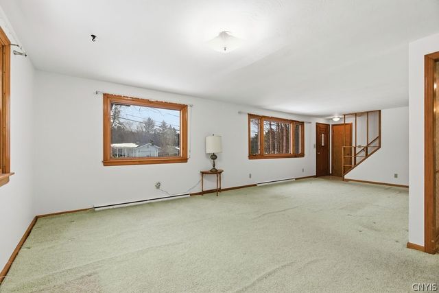 205 Broadmoor Drive, Camillus, NY 13031