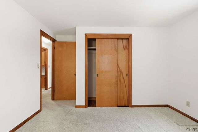 205 Broadmoor Drive, Camillus, NY 13031