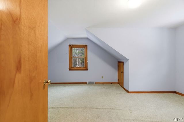 205 Broadmoor Drive, Camillus, NY 13031