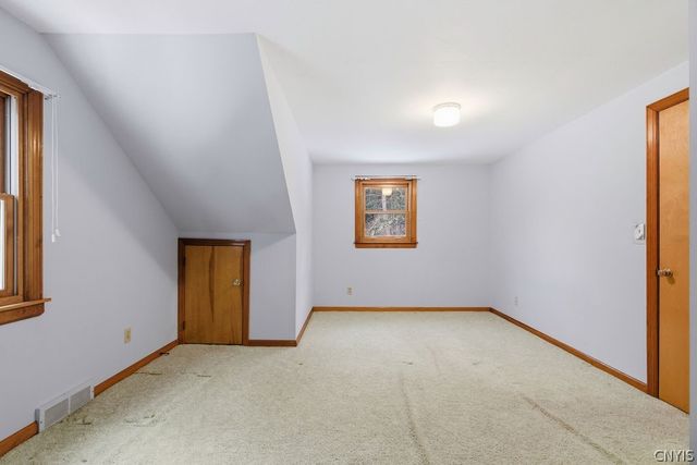 205 Broadmoor Drive, Camillus, NY 13031