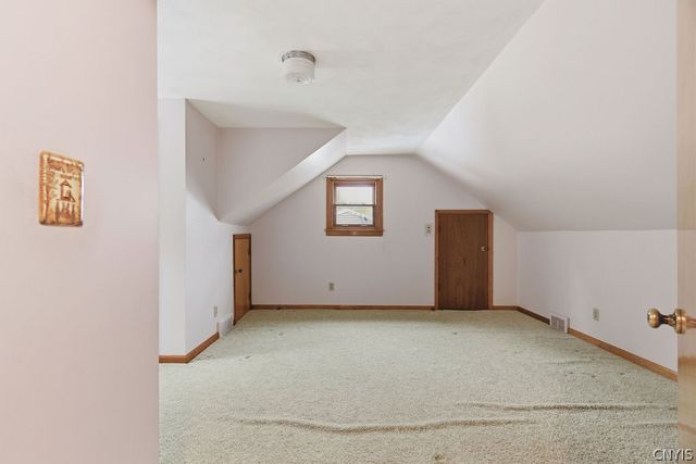 205 Broadmoor Drive, Camillus, NY 13031