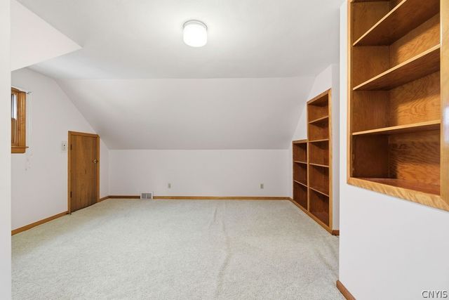 205 Broadmoor Drive, Camillus, NY 13031