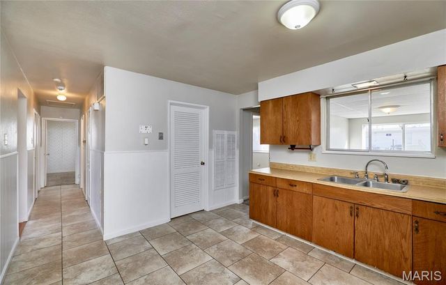 1730 Kay Drive, Florissant, MO 63031