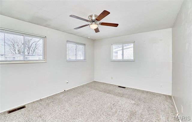 1730 Kay Drive, Florissant, MO 63031