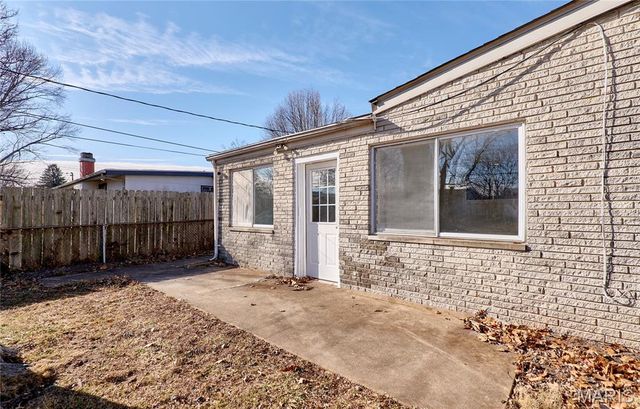 1730 Kay Drive, Florissant, MO 63031