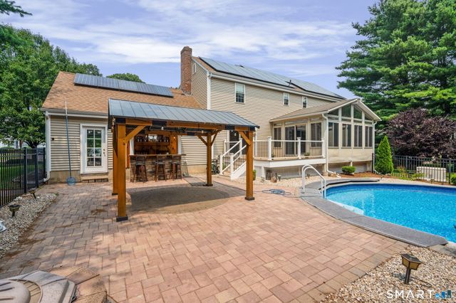 260 Lexington Road, Glastonbury, CT 06033