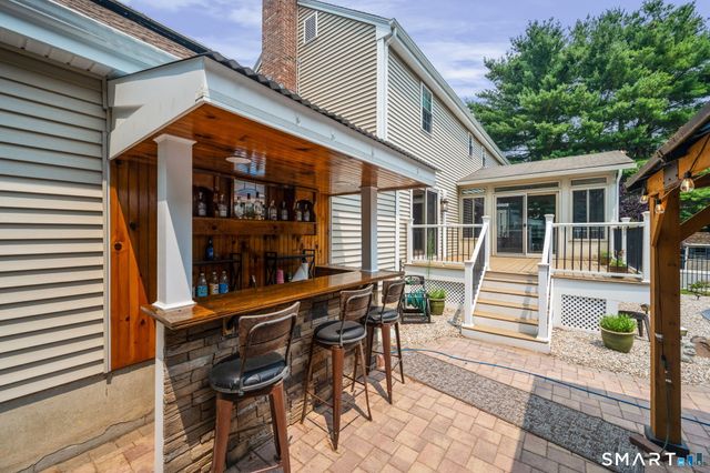 260 Lexington Road, Glastonbury, CT 06033