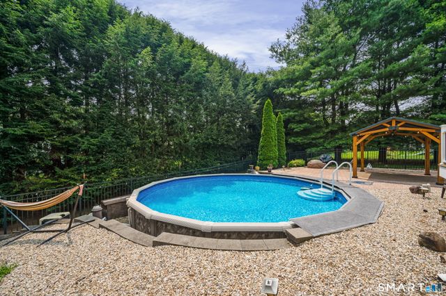 260 Lexington Road, Glastonbury, CT 06033