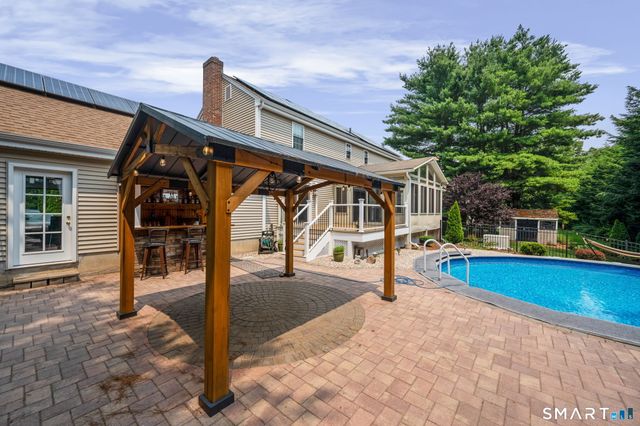 260 Lexington Road, Glastonbury, CT 06033