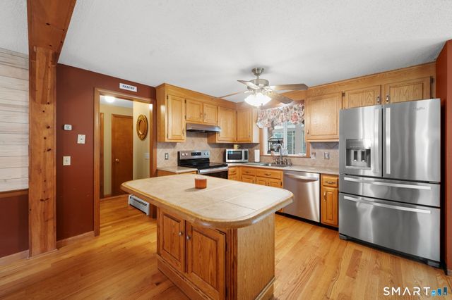260 Lexington Road, Glastonbury, CT 06033