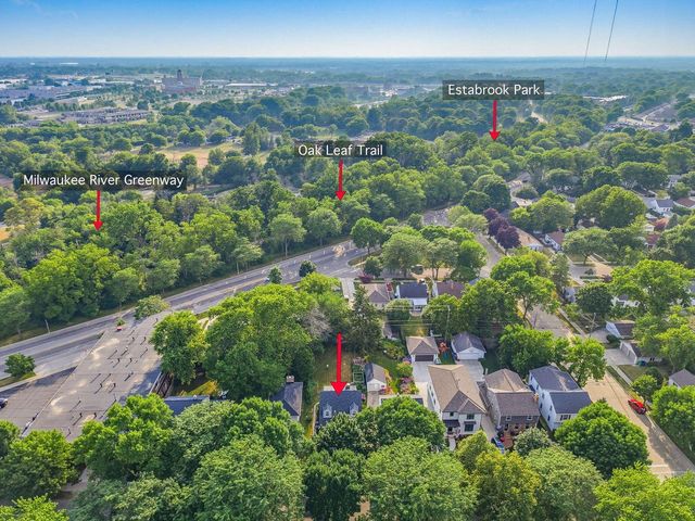 4623 N Idlewild AVENUE, Whitefish Bay, WI 53211