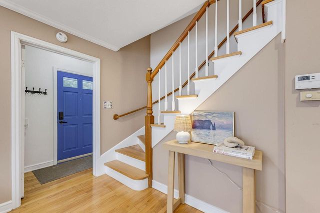 4623 N Idlewild AVENUE, Whitefish Bay, WI 53211