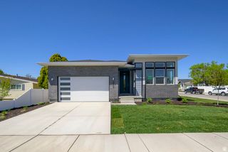 234 W WATERSTONE CIR #9, Murray, UT 84107