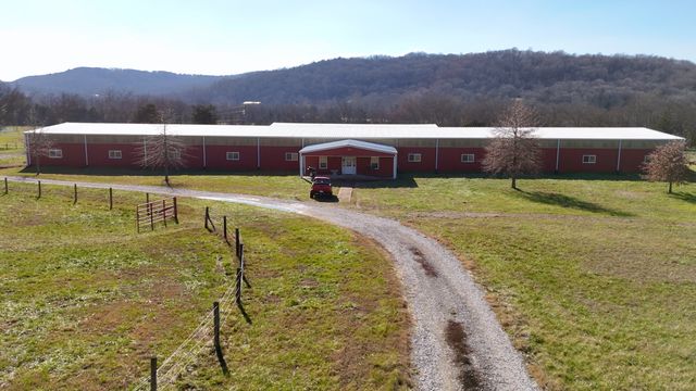 1213 Globe Rd, Lewisburg, TN 37091