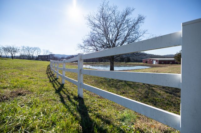 1213 Globe Rd, Lewisburg, TN 37091