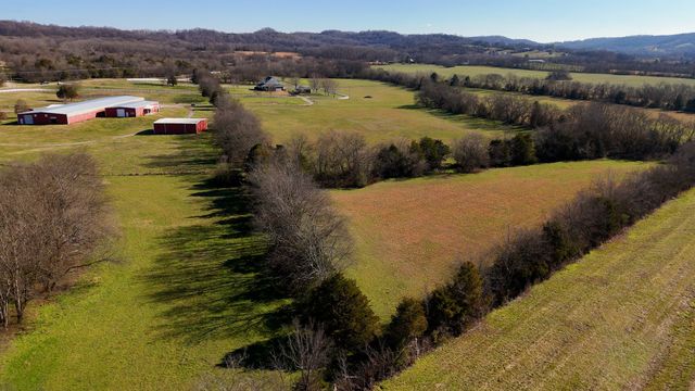 1213 Globe Rd, Lewisburg, TN 37091