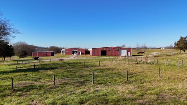 1213 Globe Rd, Lewisburg, TN 37091