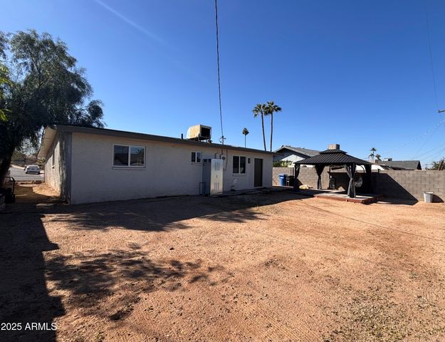 402 W DARROW Street, Phoenix, AZ 85041