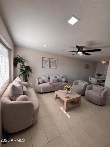 402 W DARROW Street, Phoenix, AZ 85041