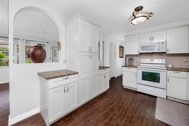 755 43RD STREET N, St Petersburg, FL 33713