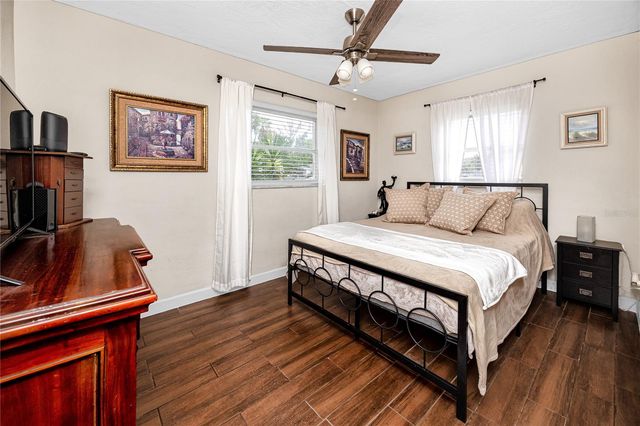 755 43RD STREET N, St Petersburg, FL 33713