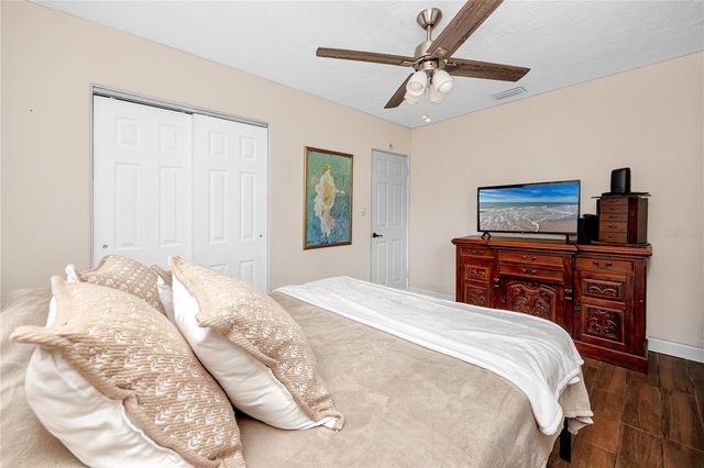 755 43RD STREET N, St Petersburg, FL 33713