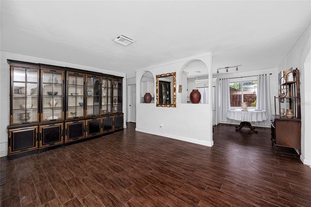 755 43RD STREET N, St Petersburg, FL 33713