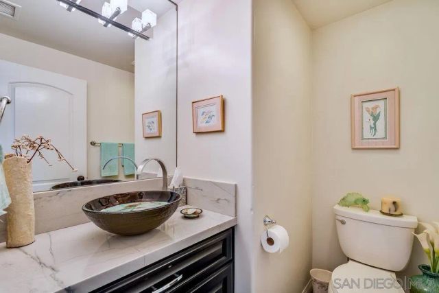 265 Sanford Street, Encinitas, CA 92024