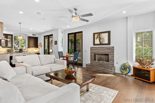 265 Sanford Street, Encinitas, CA 92024