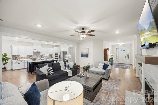 4120 Spring Cove Way, Belmont, NC 28012