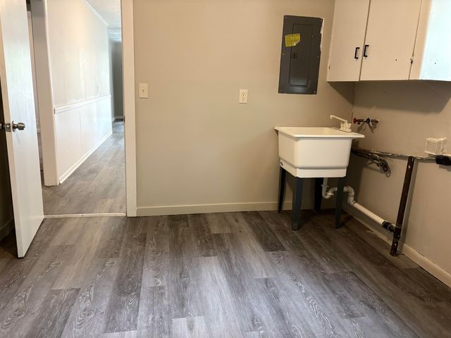 3143 Maywood Drive, Flint, MI 48504