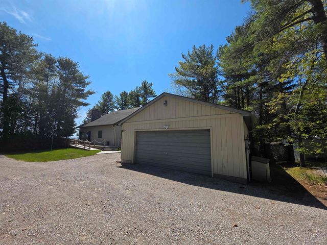 3694 N Us-23, Oscoda, MI 48750