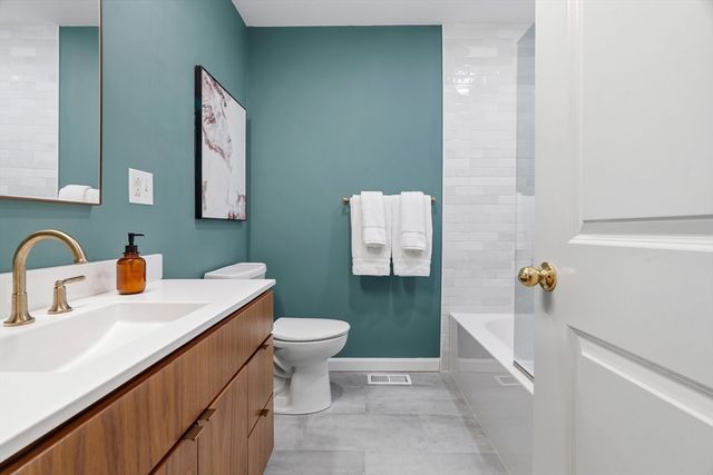 36 Mercer St 1, Boston, MA 02127