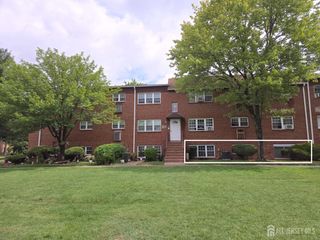 334 College Drive, Edison, NJ 08817