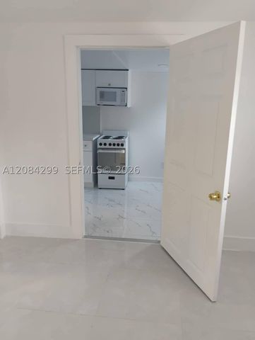 14441 SW 291st St 2, Homestead, FL 33033