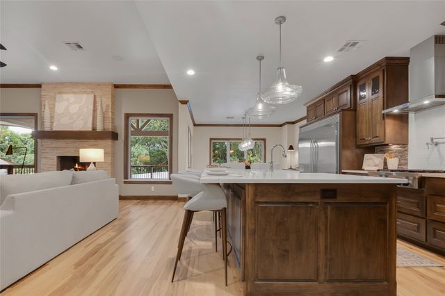 10608 S Nandina Court W, Jenks, OK 74037
