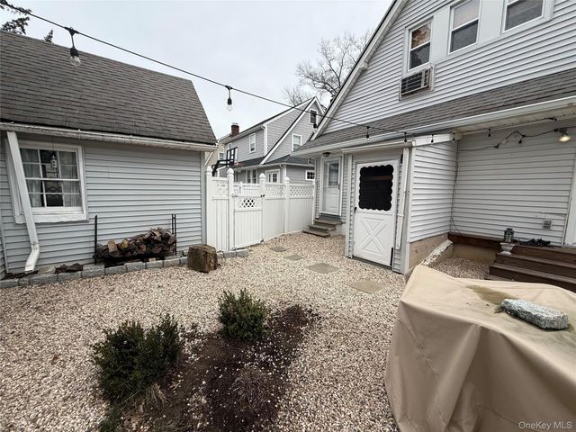 92 Grandview Avenue, White Plains, NY 10605