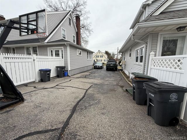 92 Grandview Avenue, White Plains, NY 10605