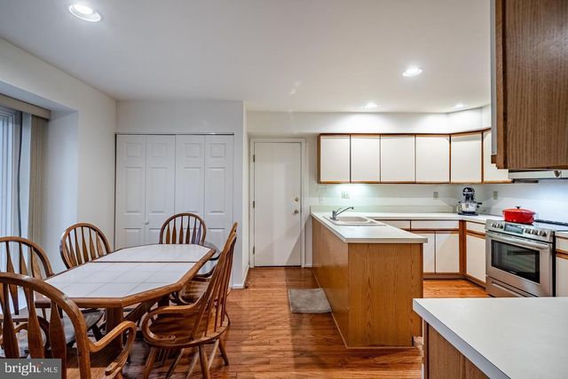 1110 MEWS LN, West Chester, PA 19382