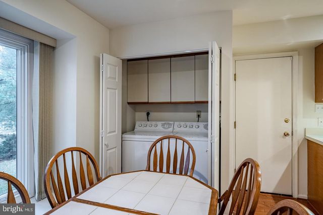 1110 MEWS LN, West Chester, PA 19382